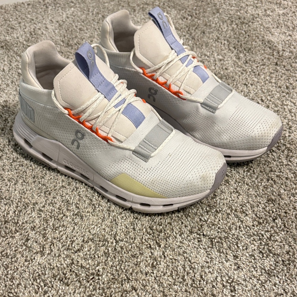 On Running Women’s White and Light Gray Sneakers